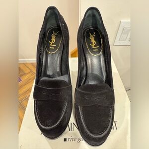 YvesSaint Laurent nubuck Pumps Sz.41
Pre-owned.